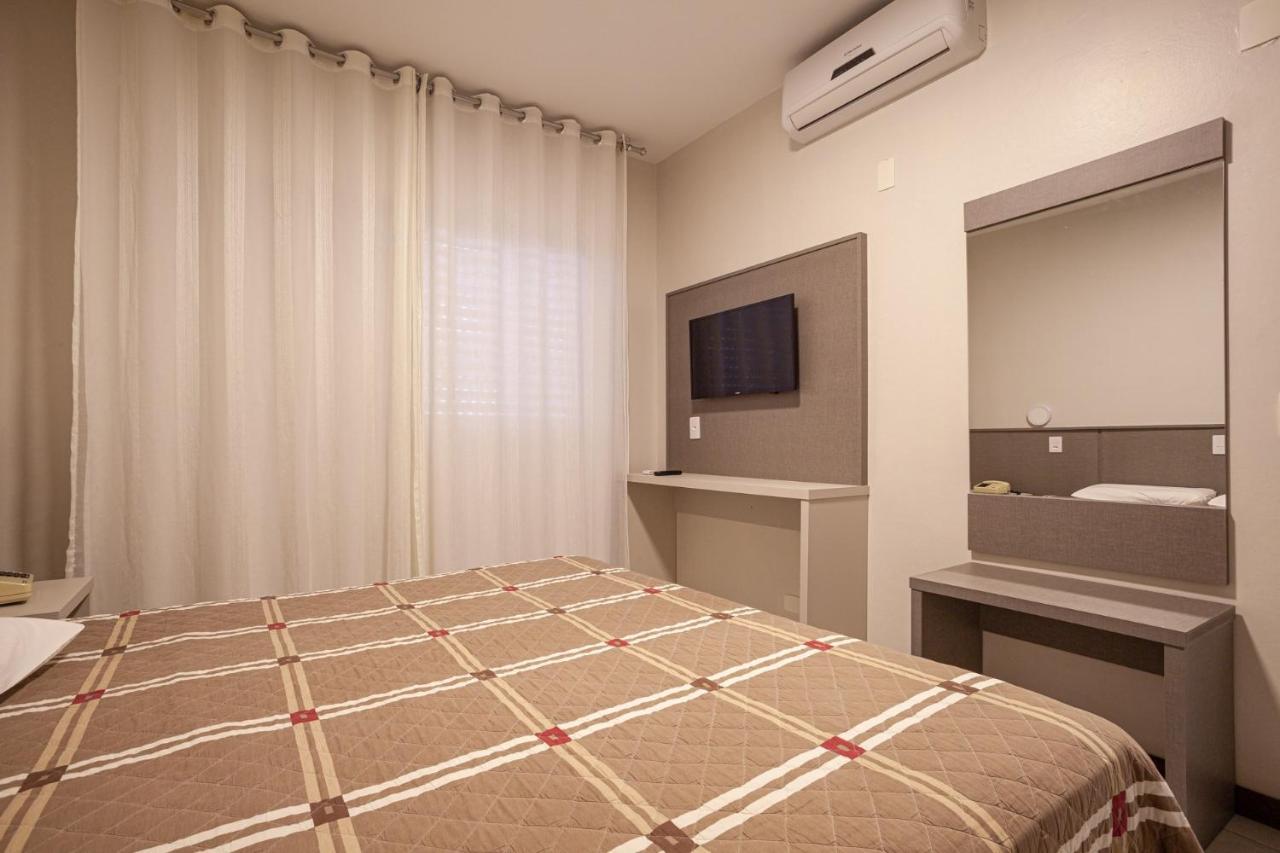 A Furninha Hotel ตอร์เฮส ภายนอก รูปภาพ