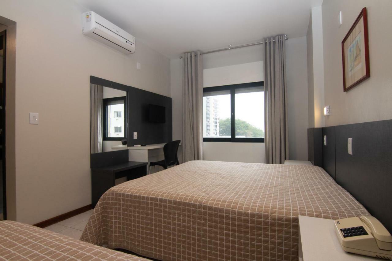 A Furninha Hotel ตอร์เฮส ภายนอก รูปภาพ